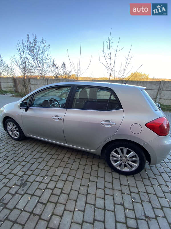 Хетчбек Toyota Auris 2006 в Івано-Франківську