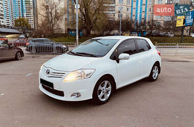 Хетчбек Toyota Auris 2012 в Києві