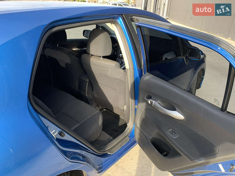 Хетчбек Toyota Auris 2010 в Києві