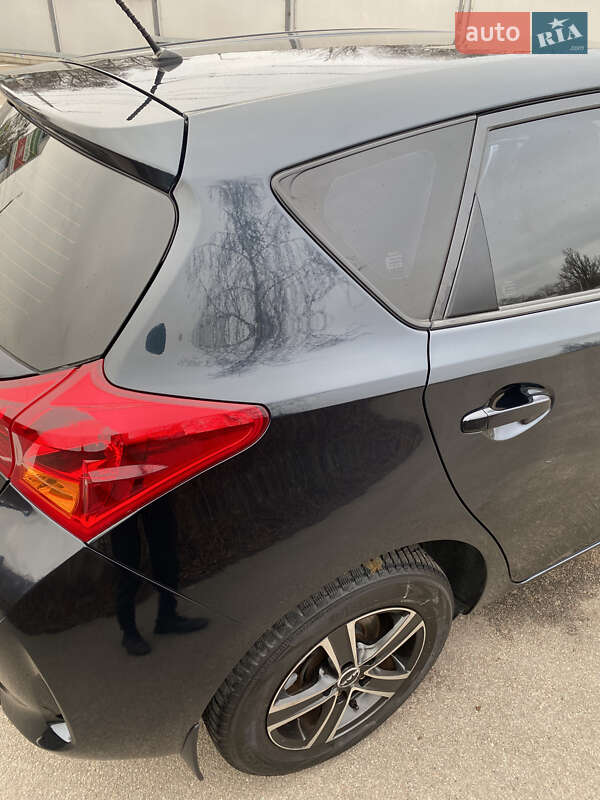 Хетчбек Toyota Auris 2014 в Києві фото 20 Хетчбек Toyota Auris 2014 в Києві