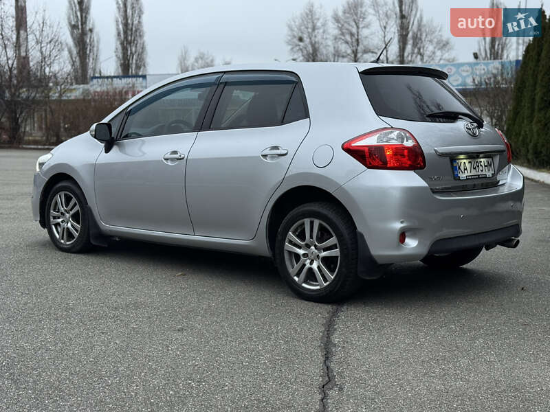 Хетчбек Toyota Auris 2011 в Києві фото 3 Хетчбек Toyota Auris 2011 в Києві