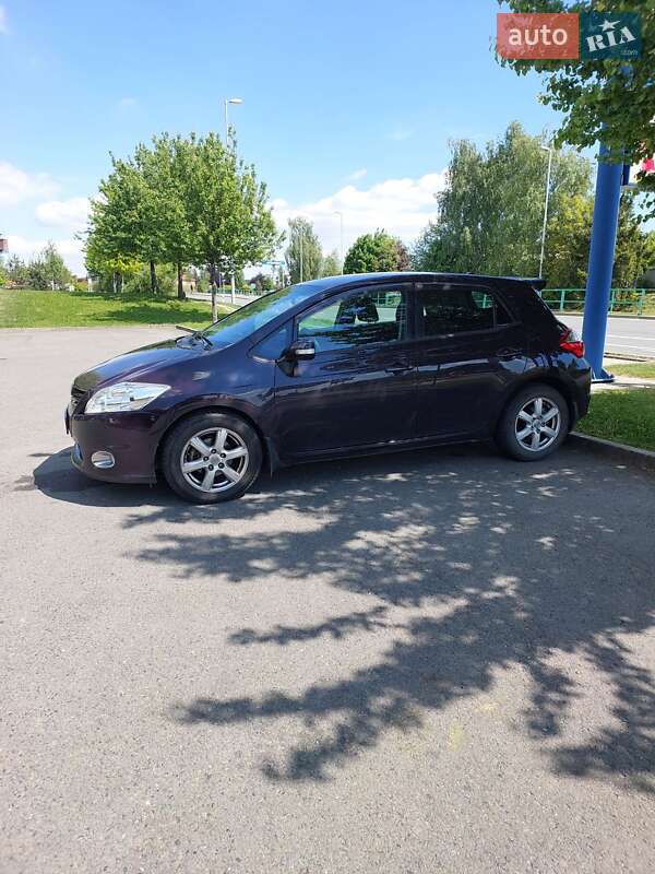 Хетчбек Toyota Auris 2010 в Чорноморську фото 6 Хетчбек Toyota Auris 2010 в Чорноморську