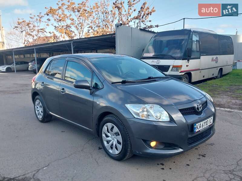 Toyota Auris 2008