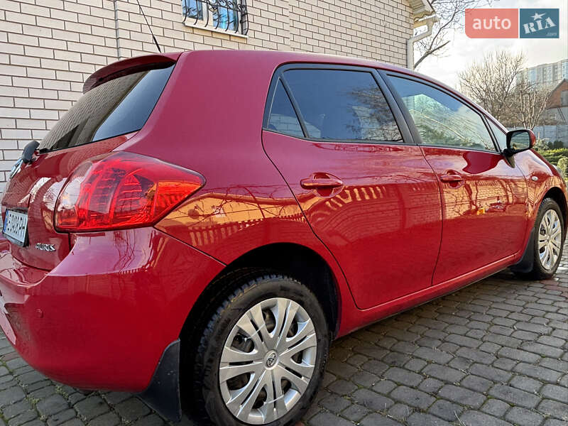 Хетчбек Toyota Auris 2008 в Дніпрі