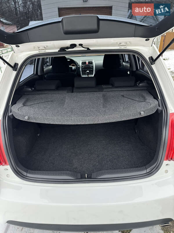 Хетчбек Toyota Auris 2011 в Івано-Франківську фото 15 Хетчбек Toyota Auris 2011 в Івано-Франківську
