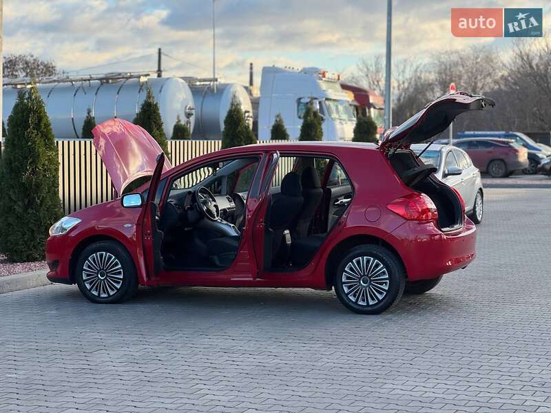Хэтчбек Toyota Auris 2007 в Одессе