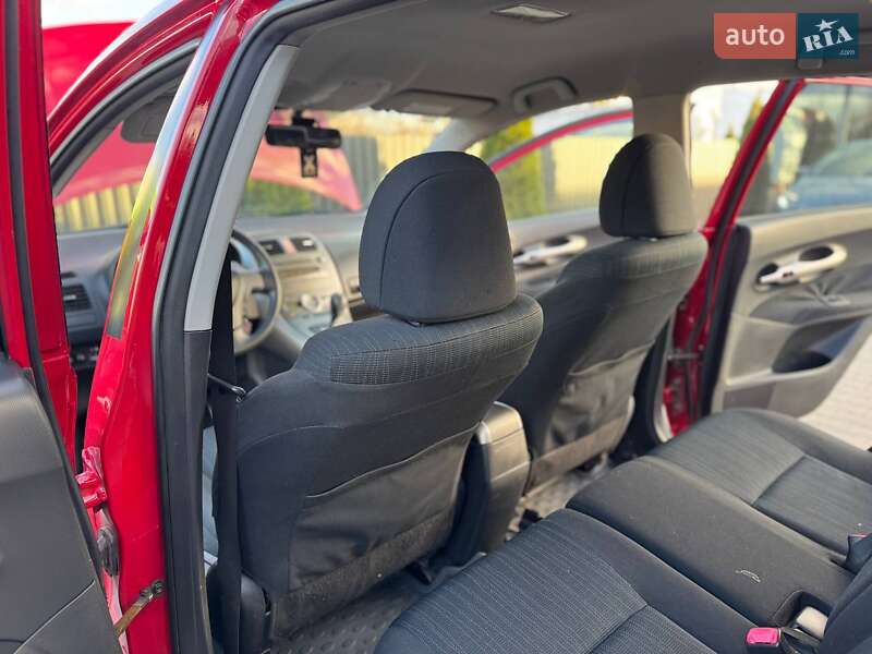 Хэтчбек Toyota Auris 2007 в Одессе