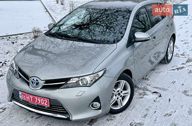 Хэтчбек Toyota Auris 2014 в Кропивницком