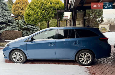 Универсал Toyota Auris 2016 в Львове