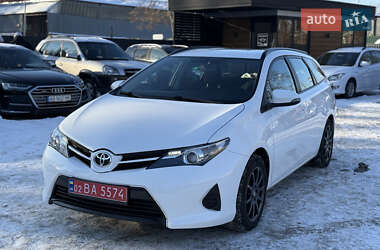 Универсал Toyota Auris 2013 в Виннице