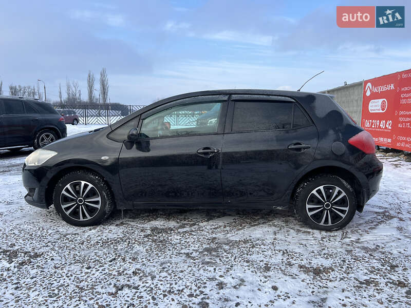 Хэтчбек Toyota Auris 2008 в Черкассах