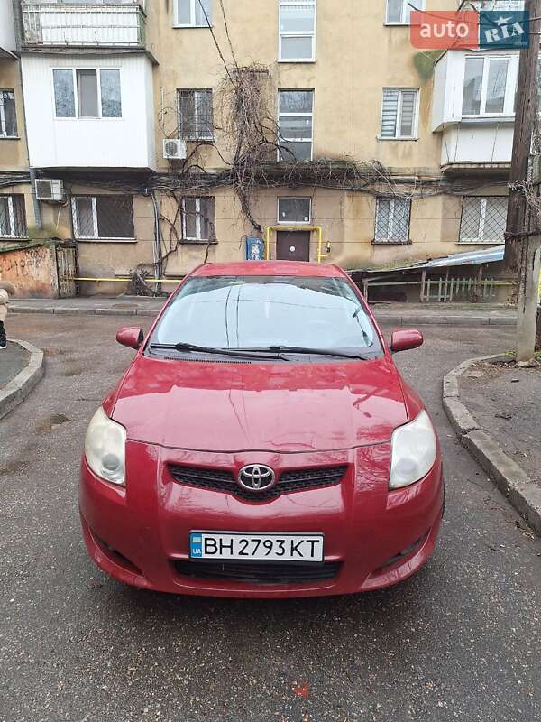 Хэтчбек Toyota Auris 2007 в Одессе