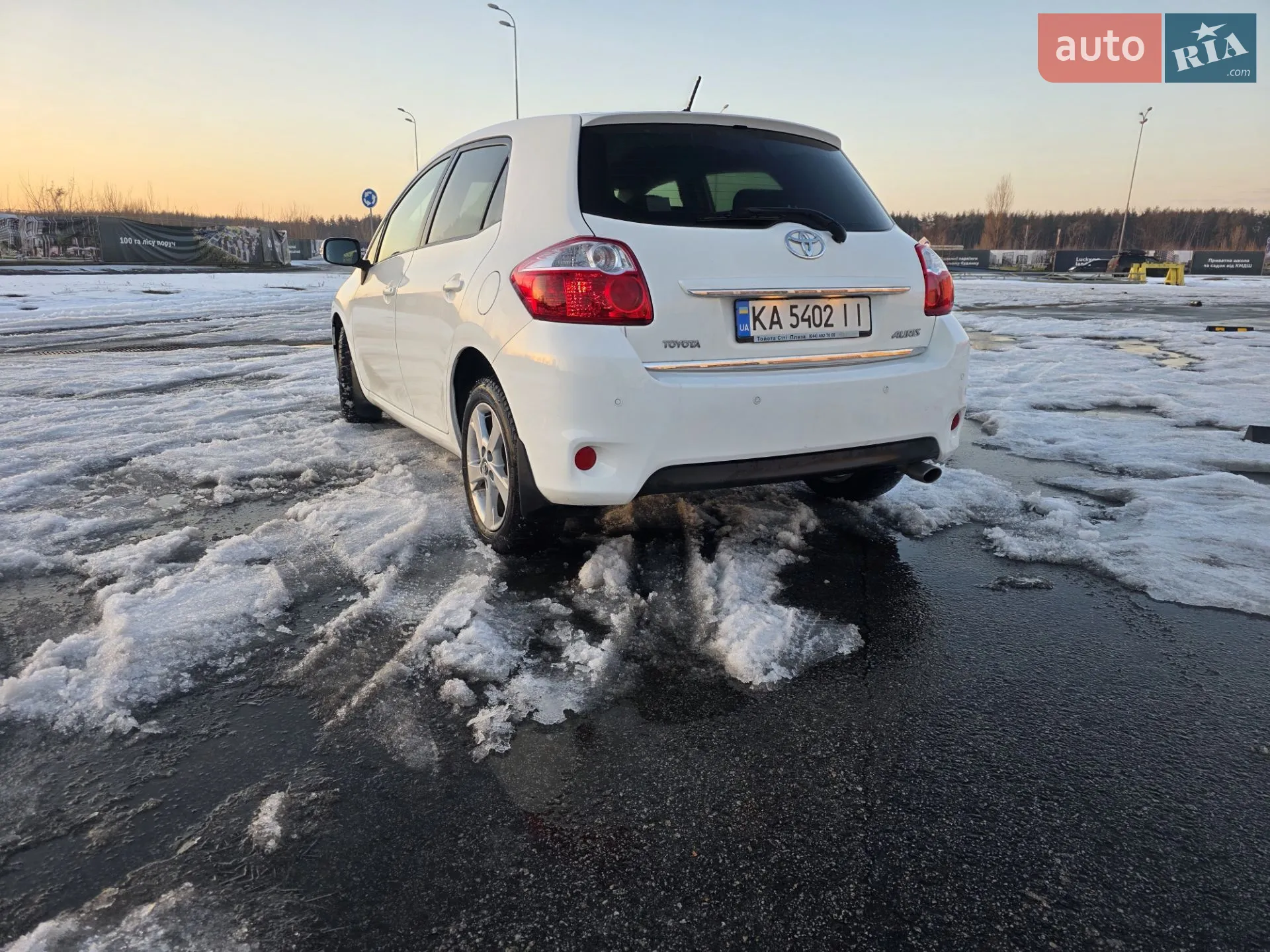 2011 Toyota Auris - мініатюра 4