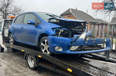 Хэтчбек Toyota Auris 2010 в Полтаве
