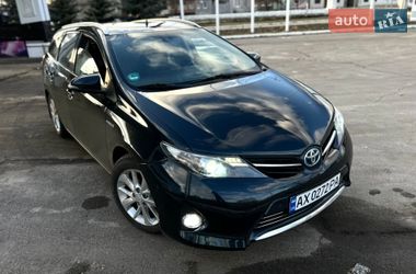 Универсал Toyota Auris 2013 в Харькове