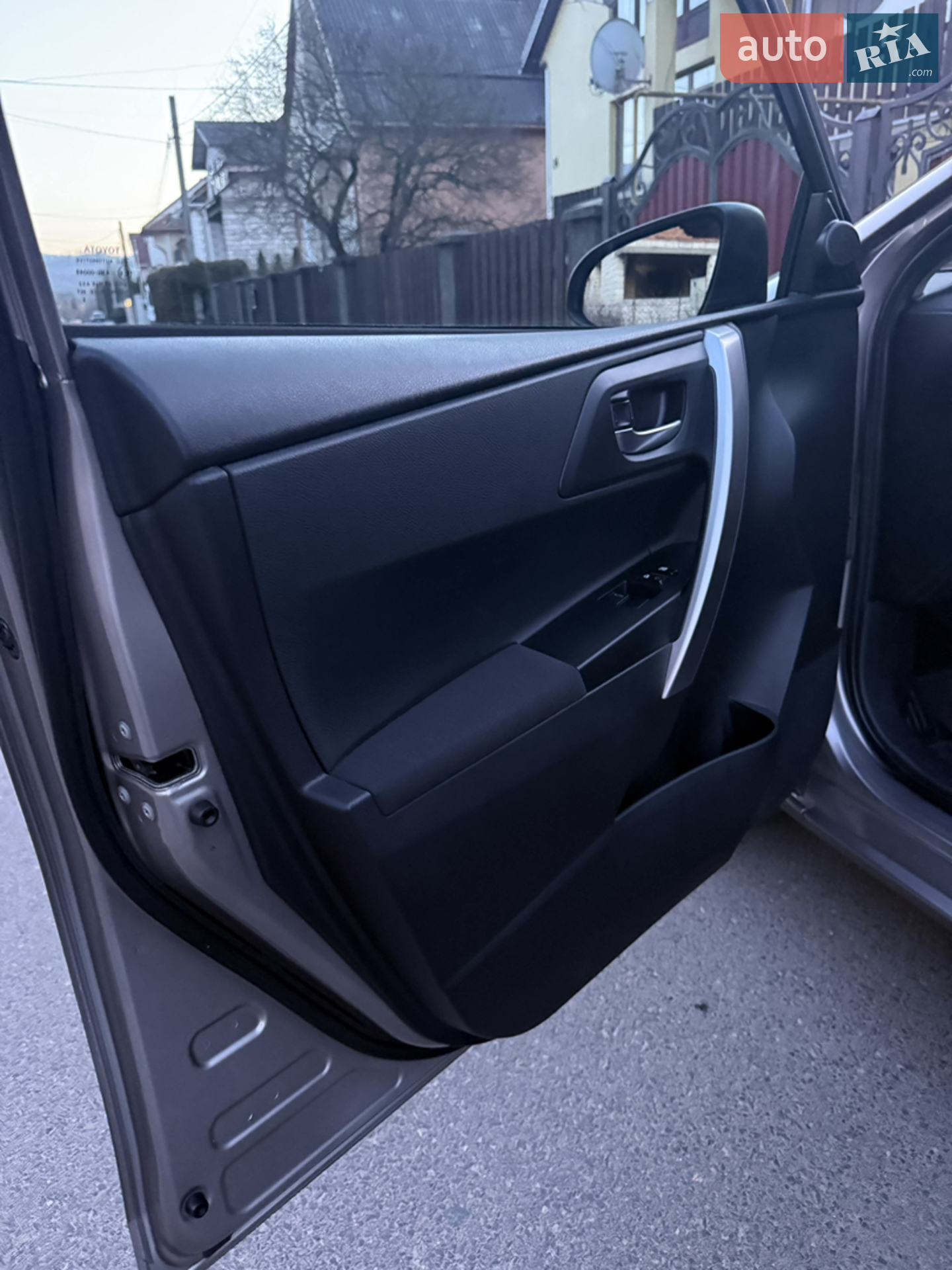 2013 Toyota Auris - мініатюра 9