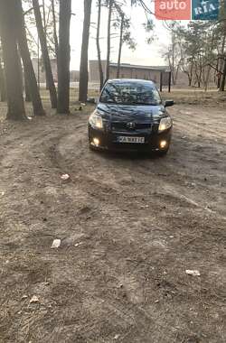 Хэтчбек Toyota Auris 2007 в Киеве