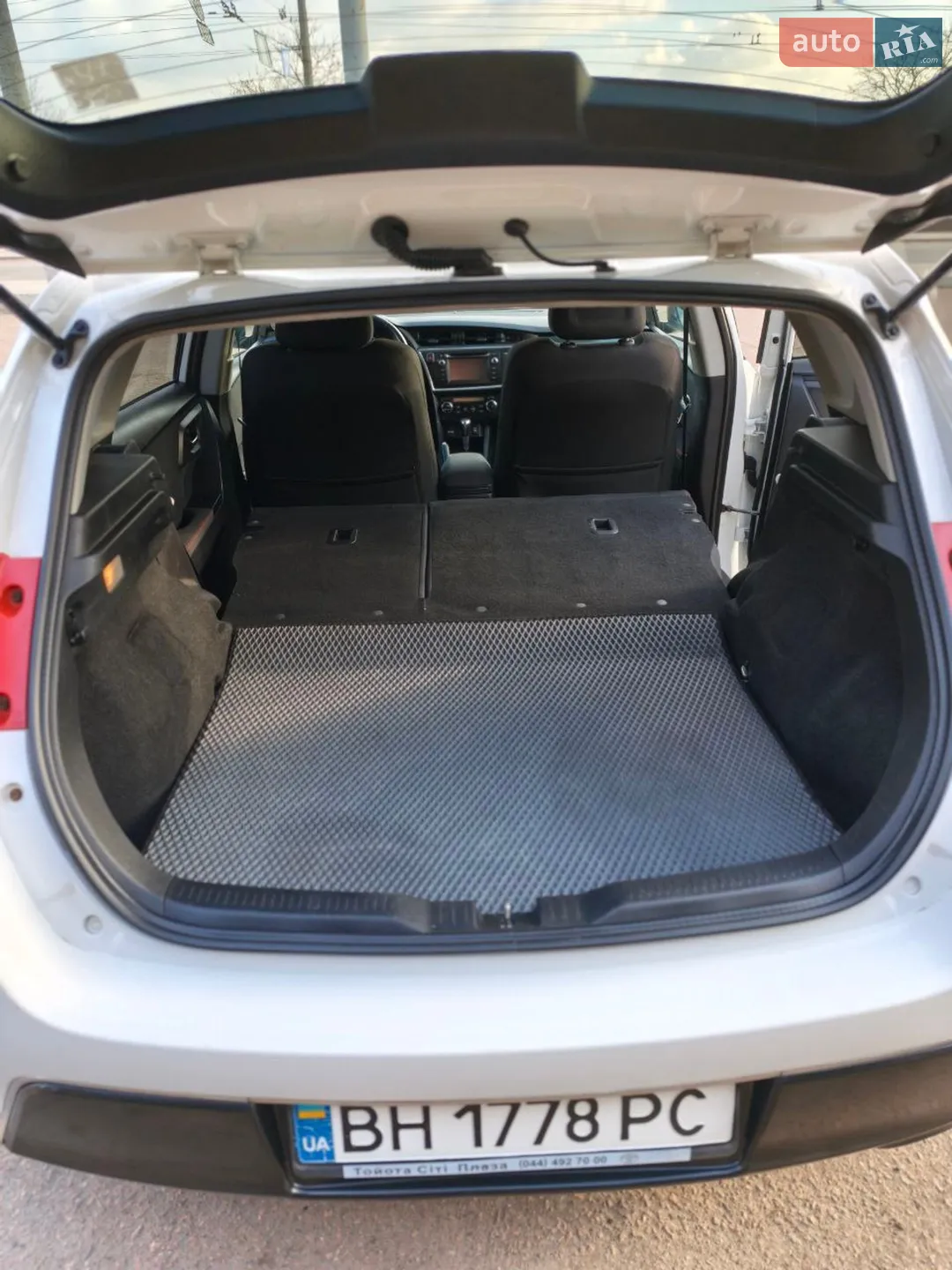 2013 Toyota Auris - мініатюра 33