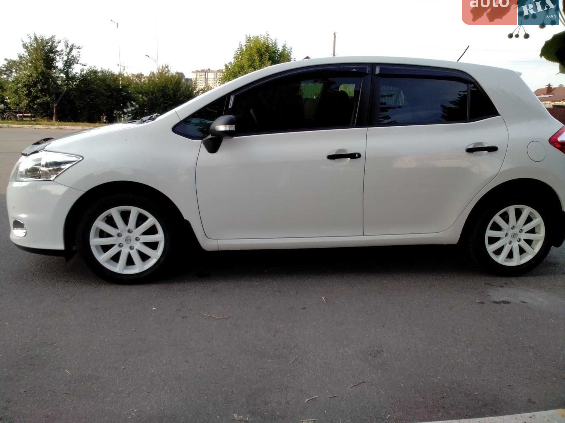 2012 Toyota Auris - мініатюра 23