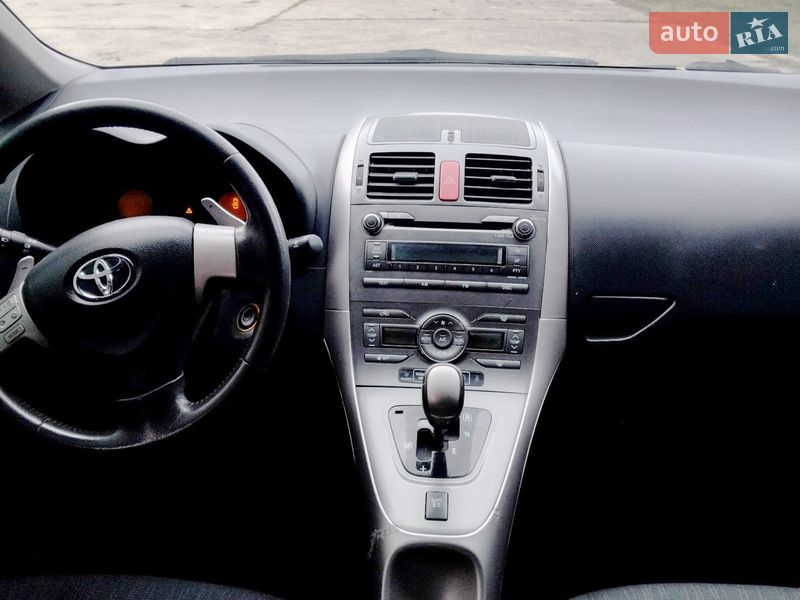 Хэтчбек Toyota Auris 2008 в Одессе