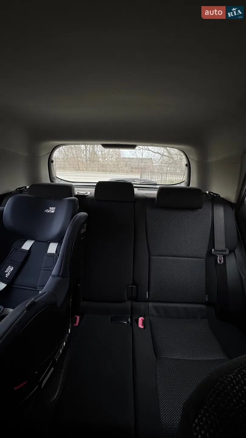 2012 Toyota Auris - мініатюра 6