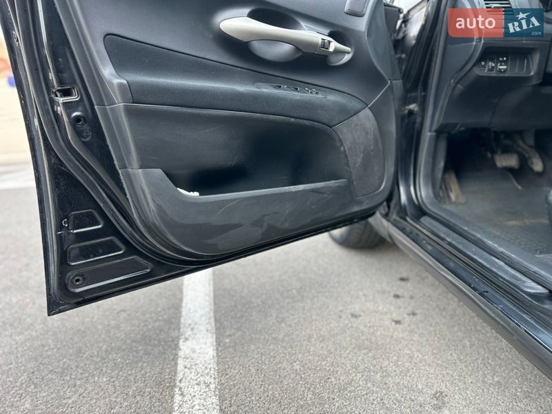 Хэтчбек Toyota Auris 2008 в Киеве