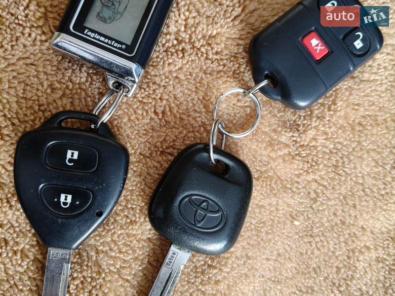 Хэтчбек Toyota Auris 2010 в Хмельницком фото 37 Хэтчбек Toyota Auris 2010 в Хмельницком