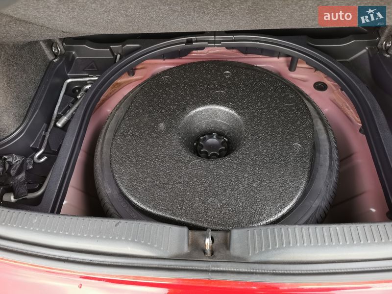 Хетчбек Toyota Auris 2008 в Хмільнику