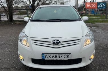 Хетчбек Toyota Auris 2011 в Харкові