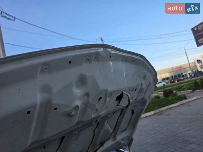 Хэтчбек Toyota Auris 2013 в Хмельницком фото 63 Хэтчбек Toyota Auris 2013 в Хмельницком