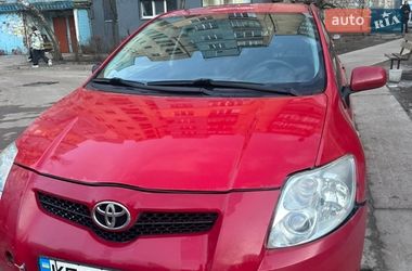 Хетчбек Toyota Auris 2008 в Дніпрі