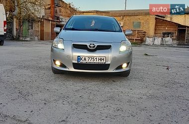 Хэтчбек Toyota Auris 2008 в Киеве