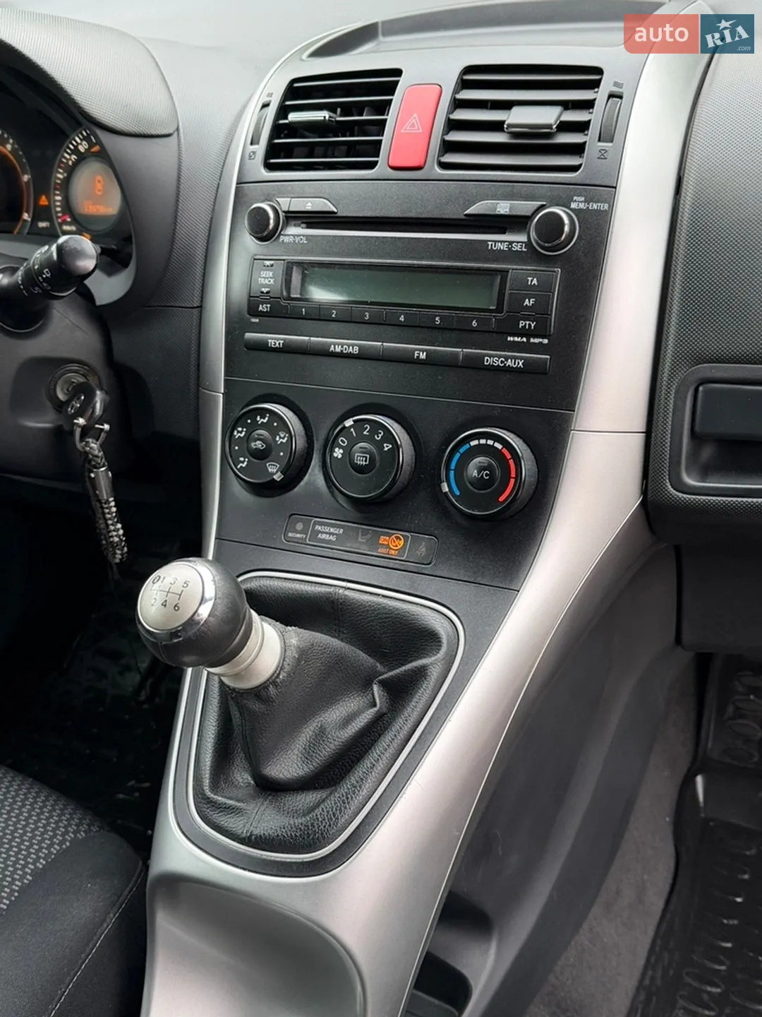 2011 Toyota Auris - мініатюра 34