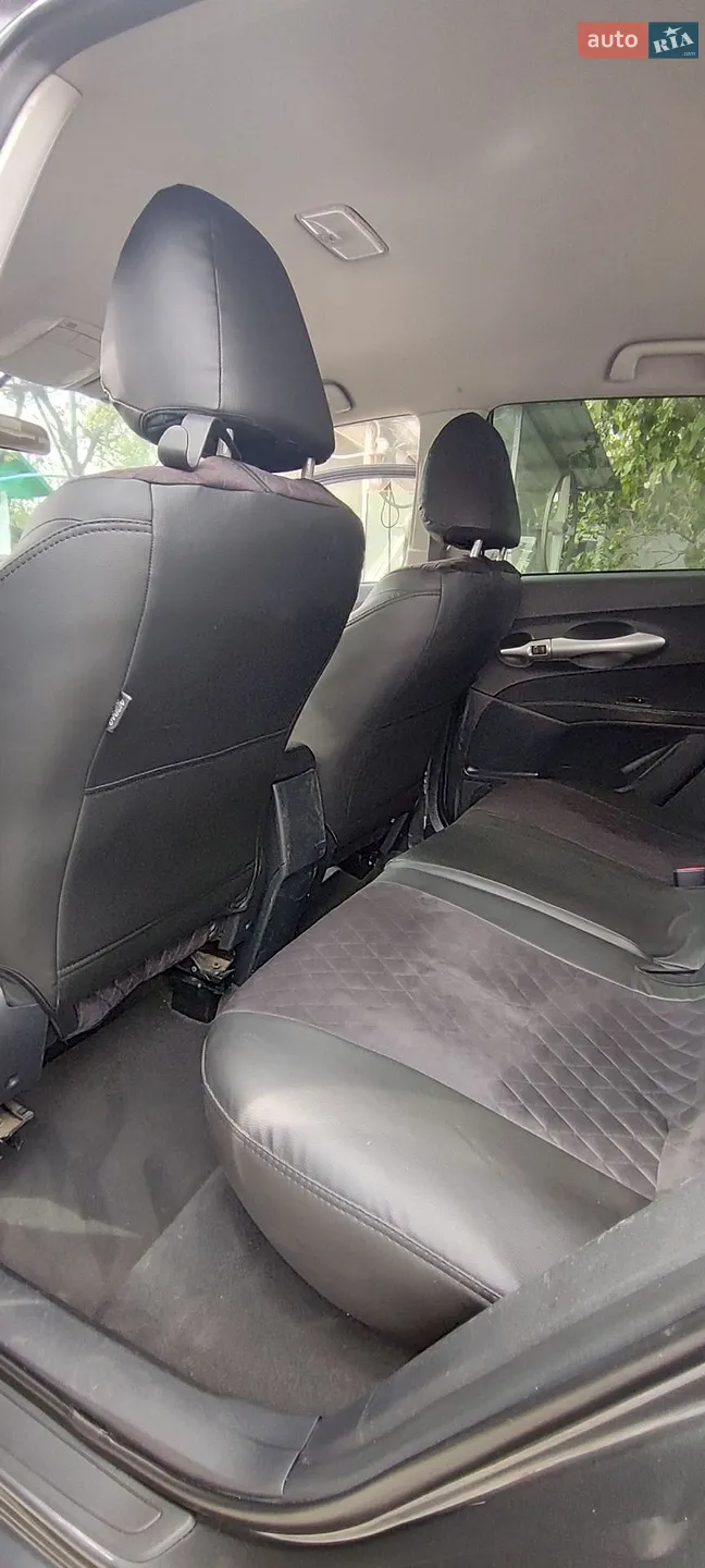 2012 Toyota Auris - мініатюра 22