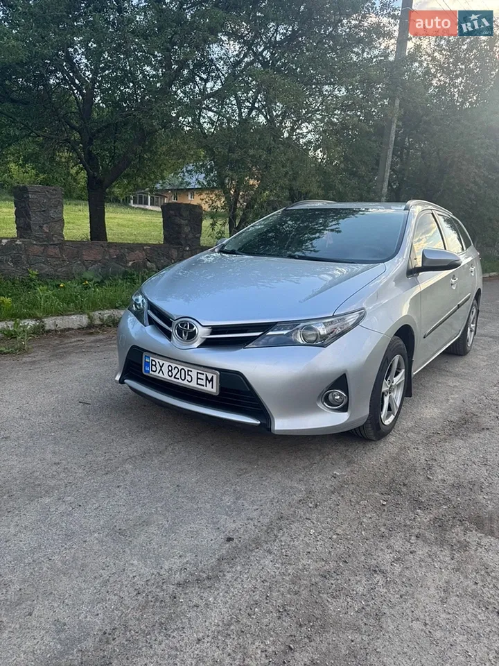 2014 Toyota Auris - мініатюра 32
