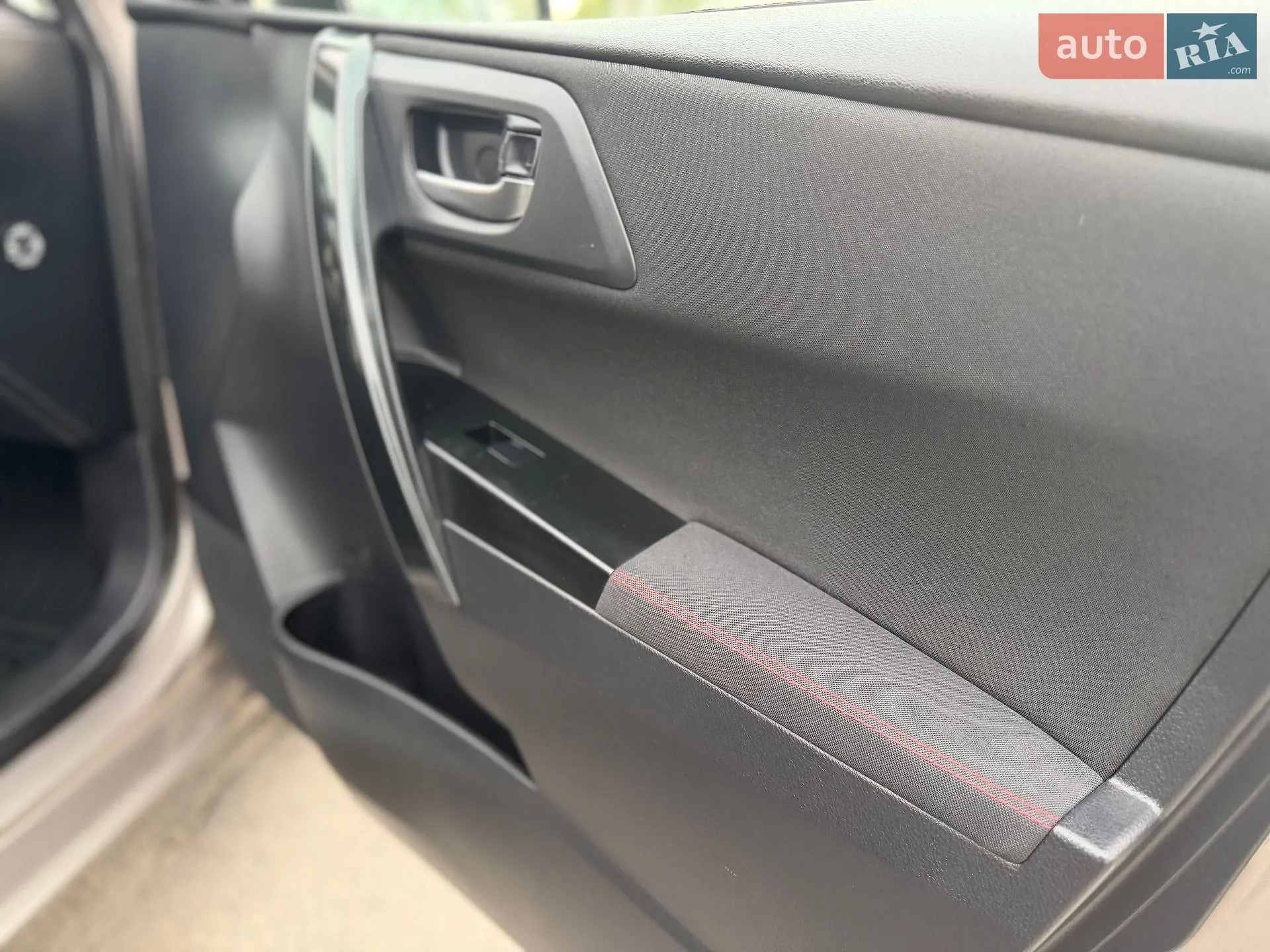 2013 Toyota Auris - мініатюра 33