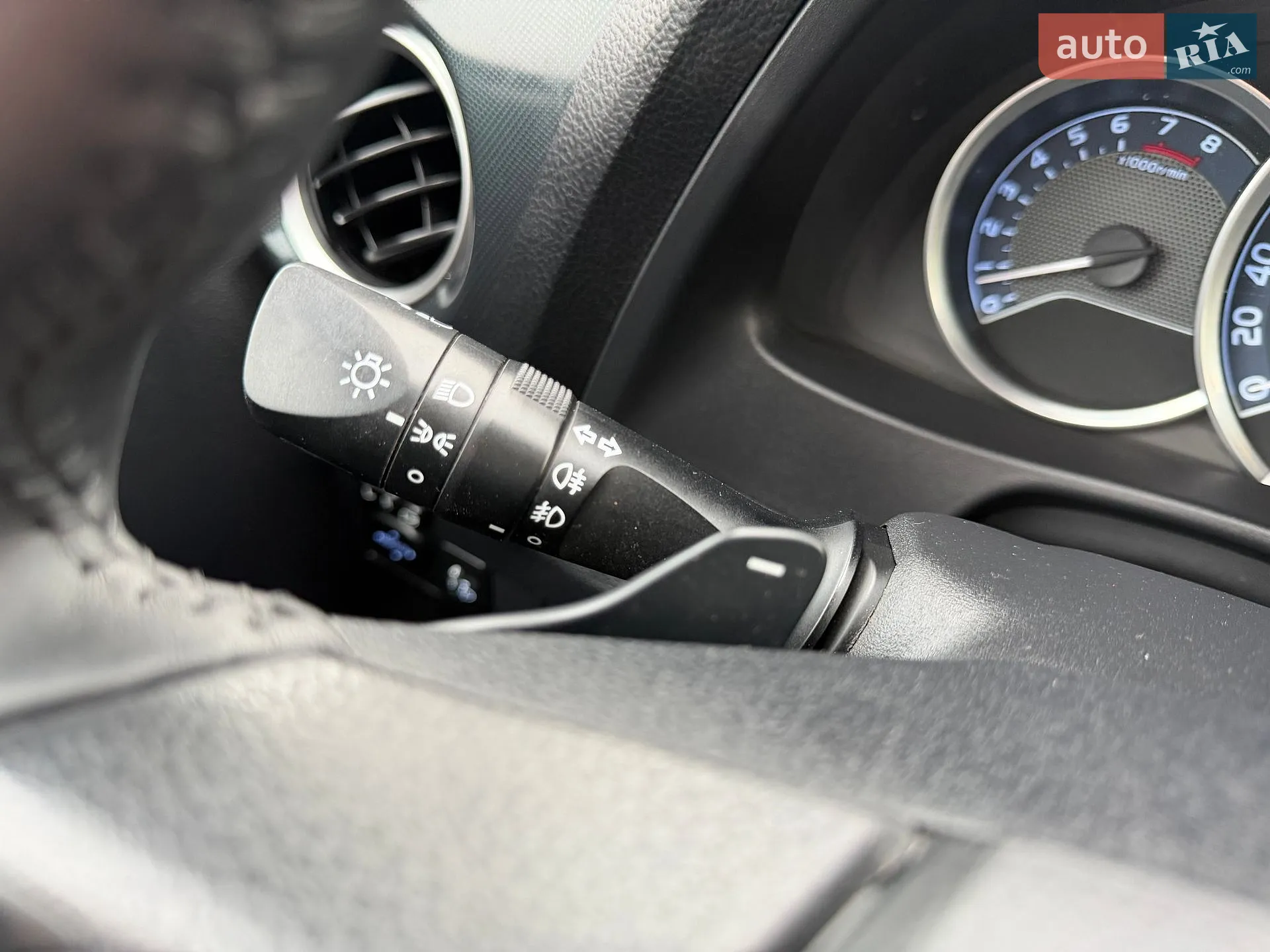 2013 Toyota Auris - мініатюра 39