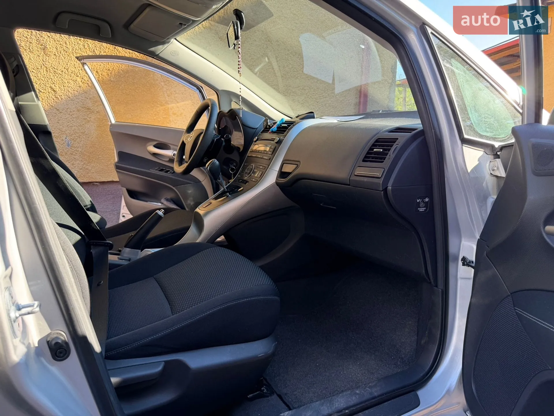2011 Toyota Auris - мініатюра 7