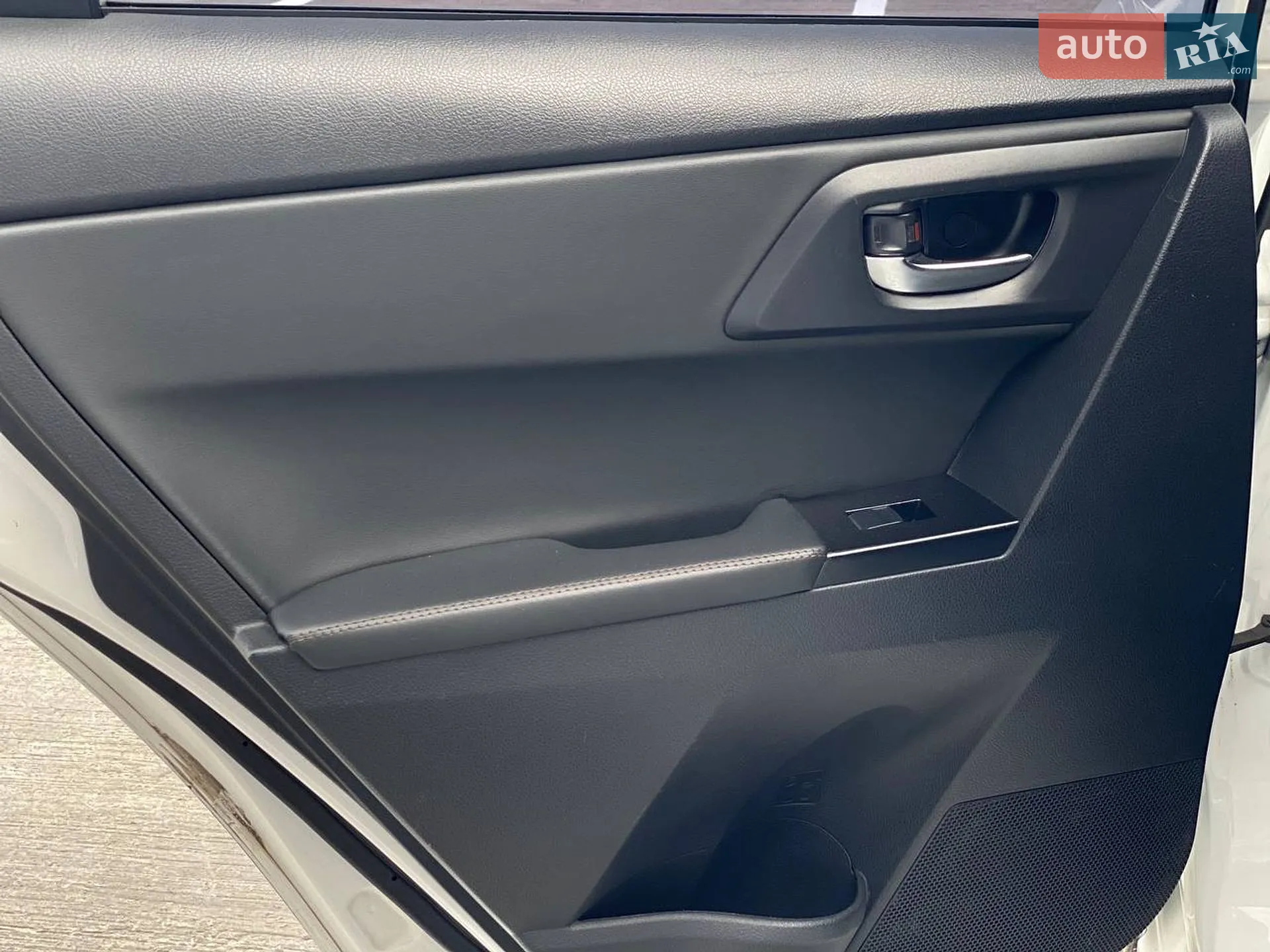 2014 Toyota Auris - мініатюра 40