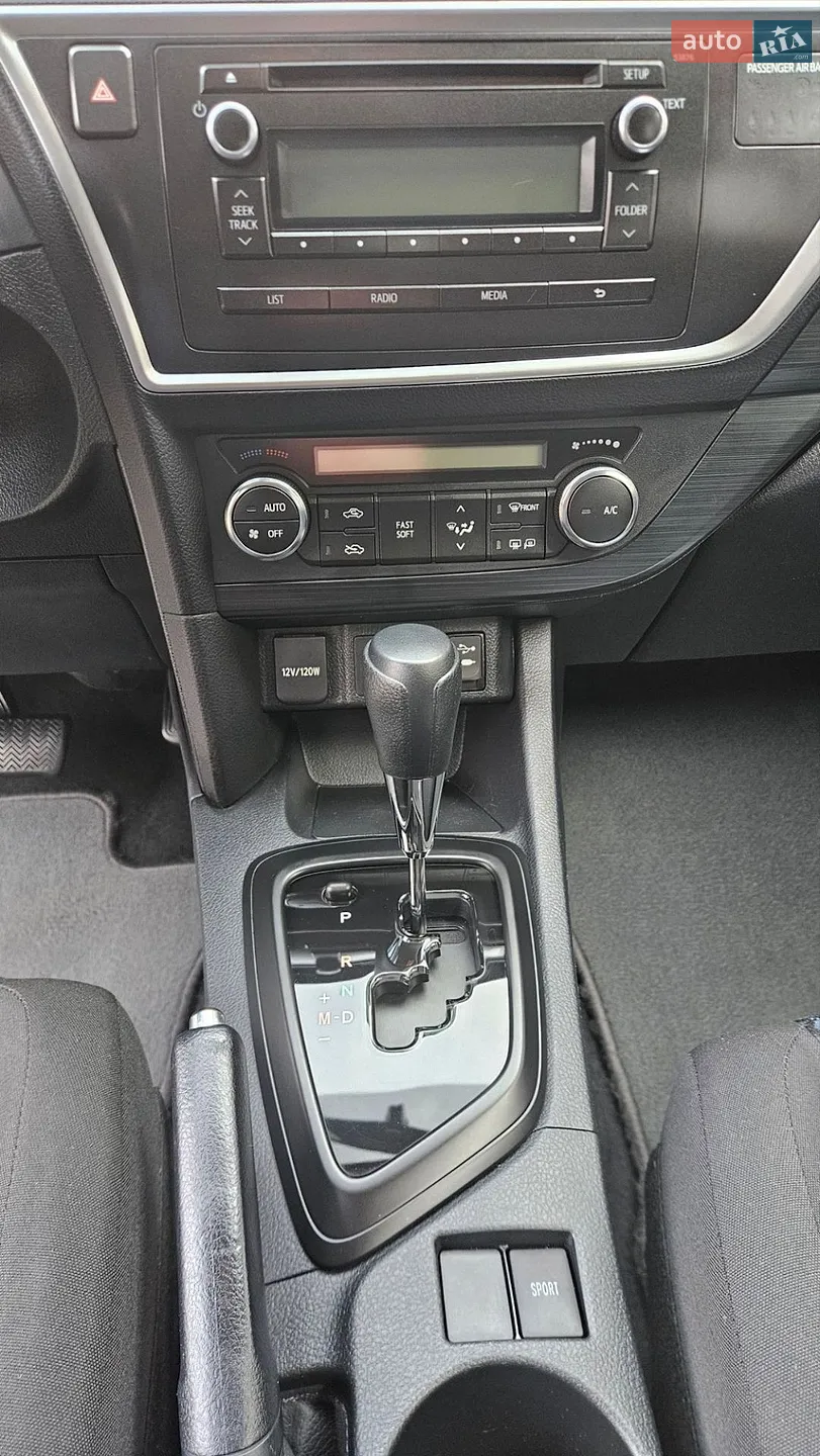 2013 Toyota Auris - мініатюра 19