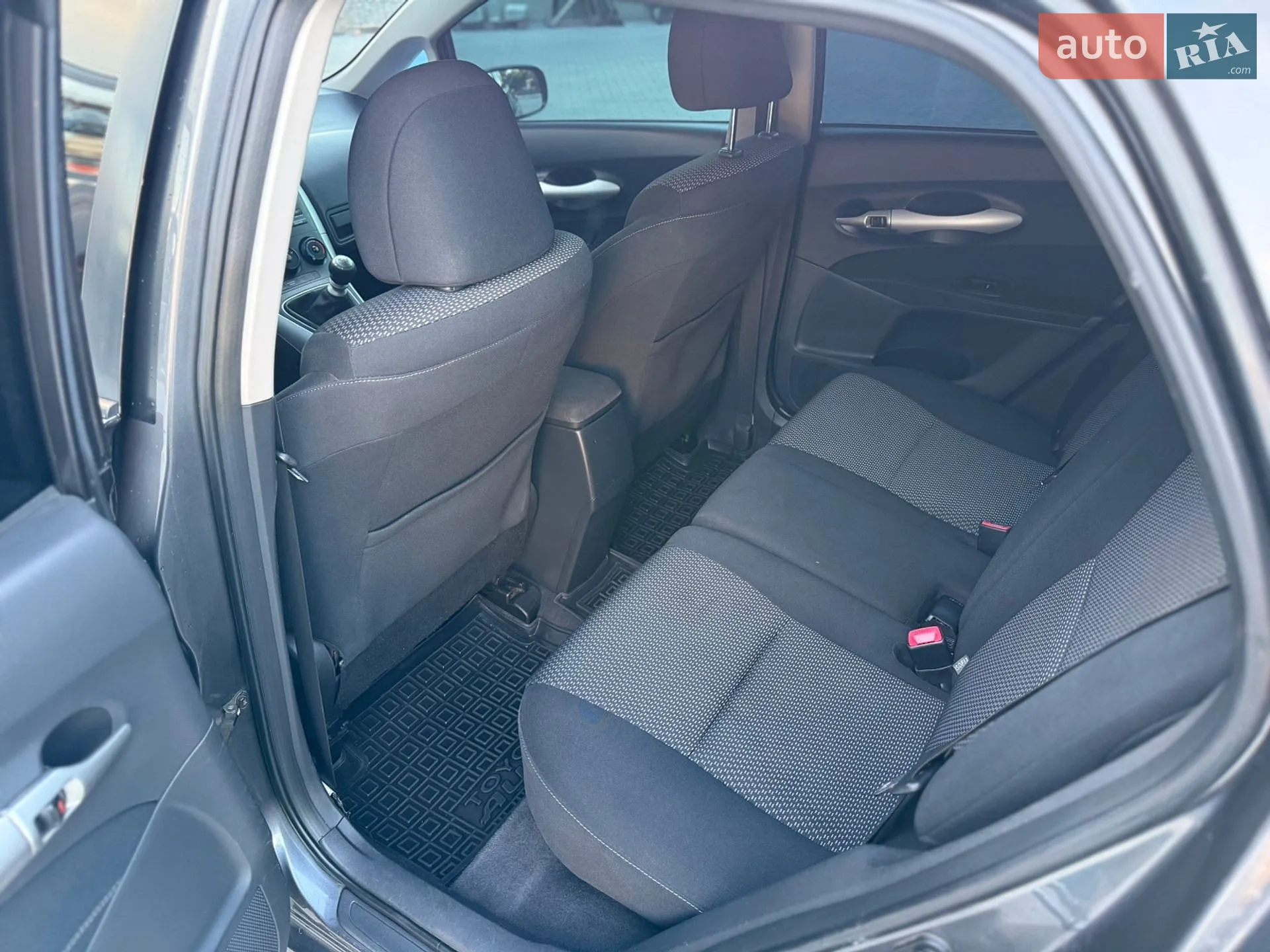 2010 Toyota Auris - мініатюра 37