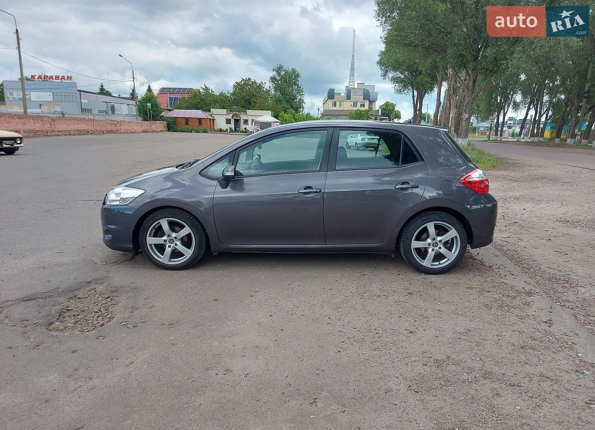 2010 Toyota Auris - мініатюра 13