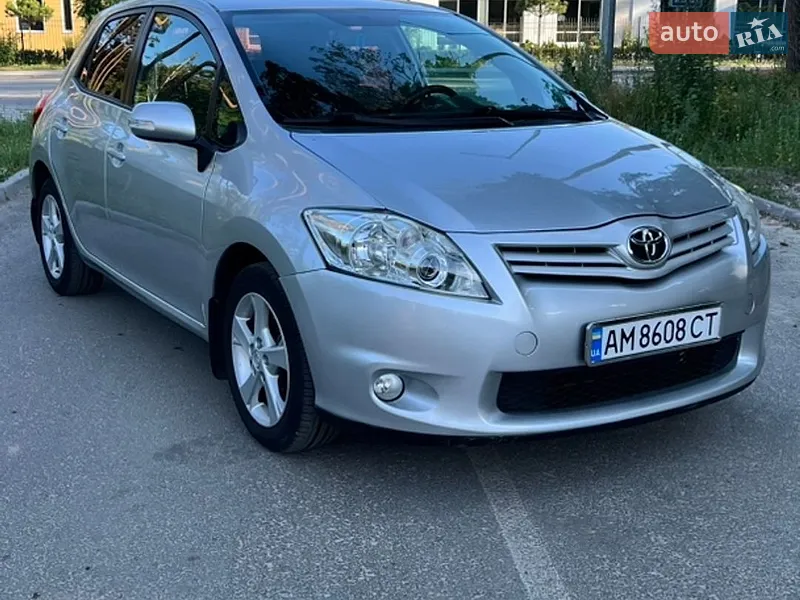 Toyota Auris 2011 VIN NMTKV56E40R088668 фото оголошення 2 з 69