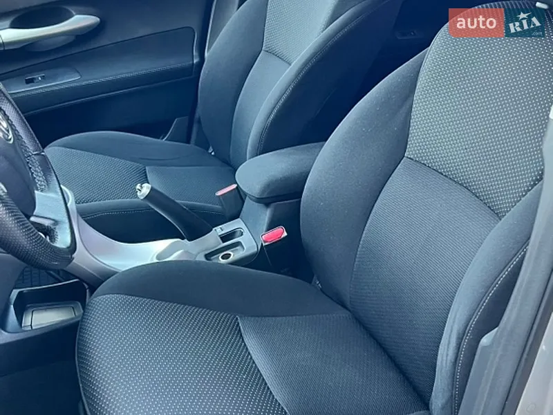 Toyota Auris 2011 VIN NMTKV56E40R088668 фото оголошення 19 з 69