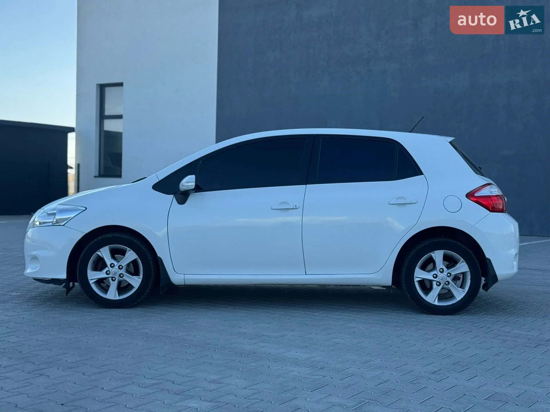 2012 Toyota Auris - мініатюра 4