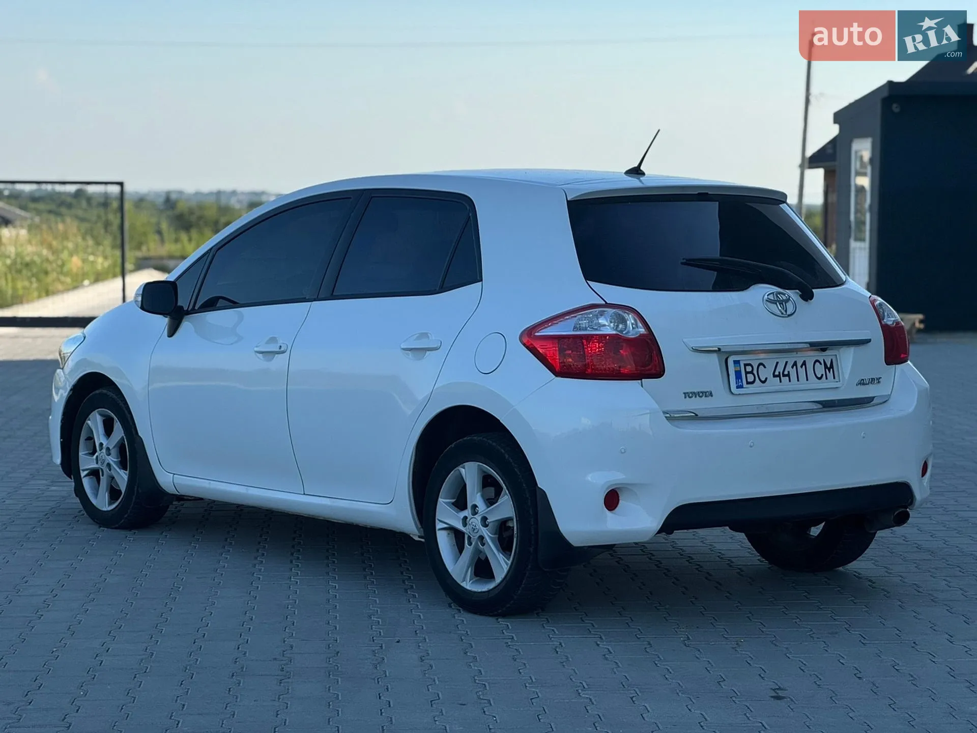 2012 Toyota Auris - мініатюра 9