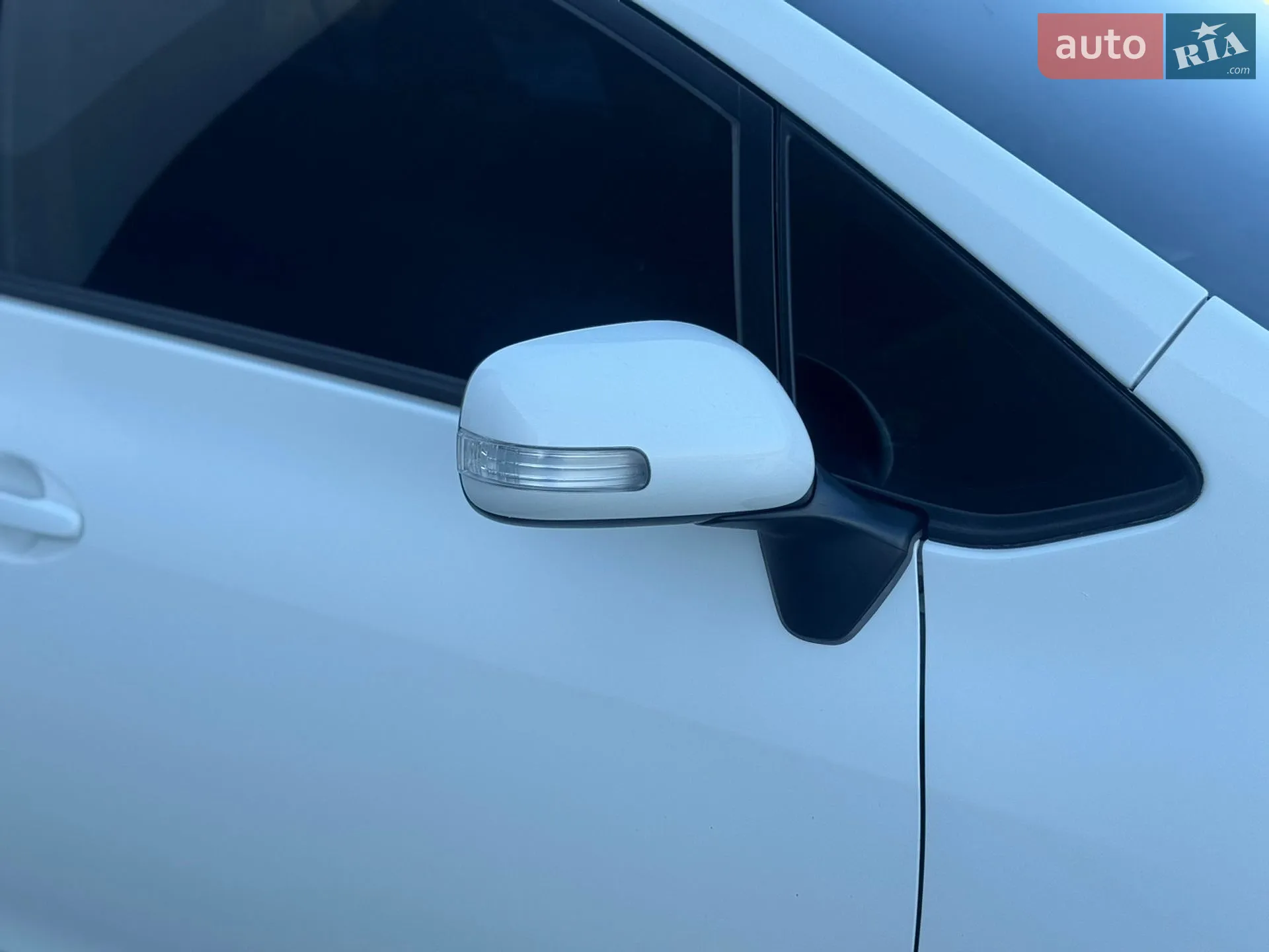 2012 Toyota Auris - мініатюра 13