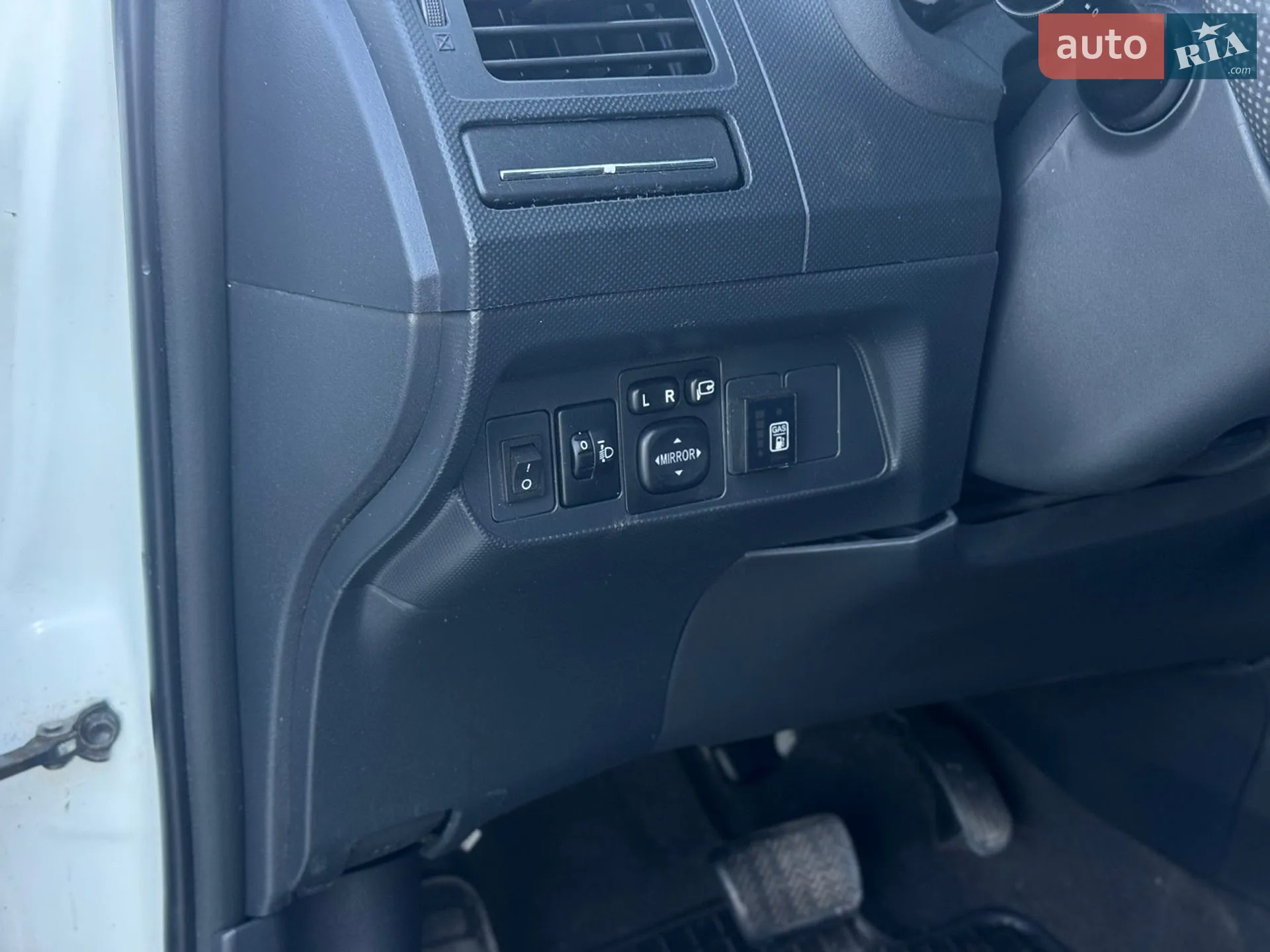 2012 Toyota Auris - мініатюра 23