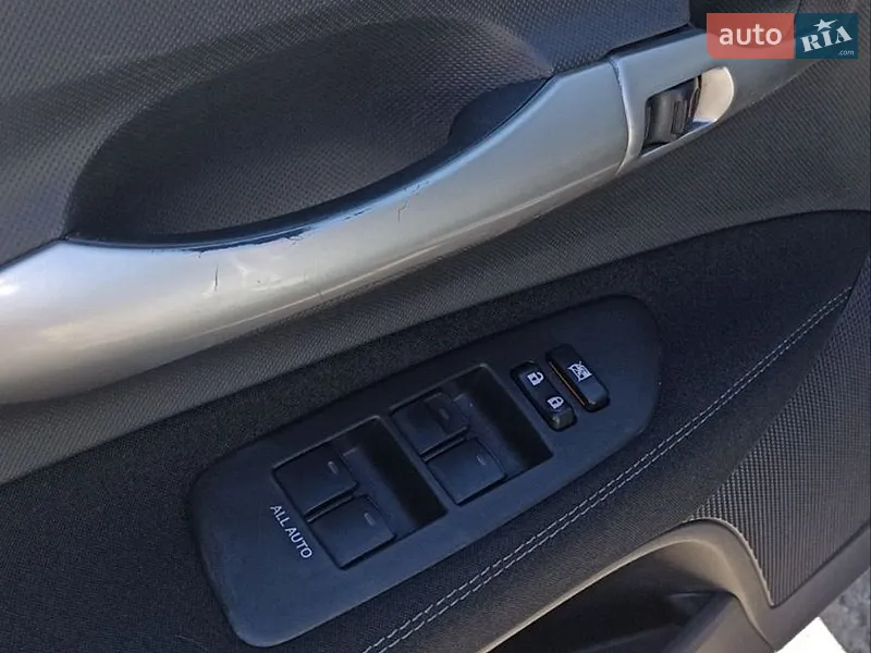Toyota Auris 2012 VIN NMTKV56E90R100314 фото оголошення 10 з 53