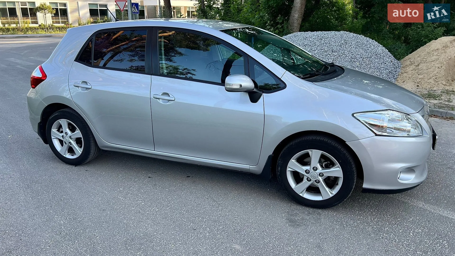 2011 Toyota Auris - мініатюра 5